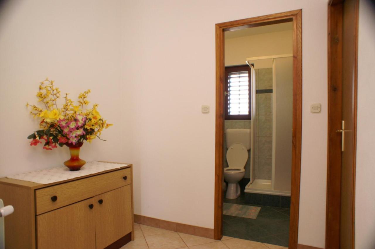 Apartments With A Parking Space Lun, Pag - 4062 Экстерьер фото